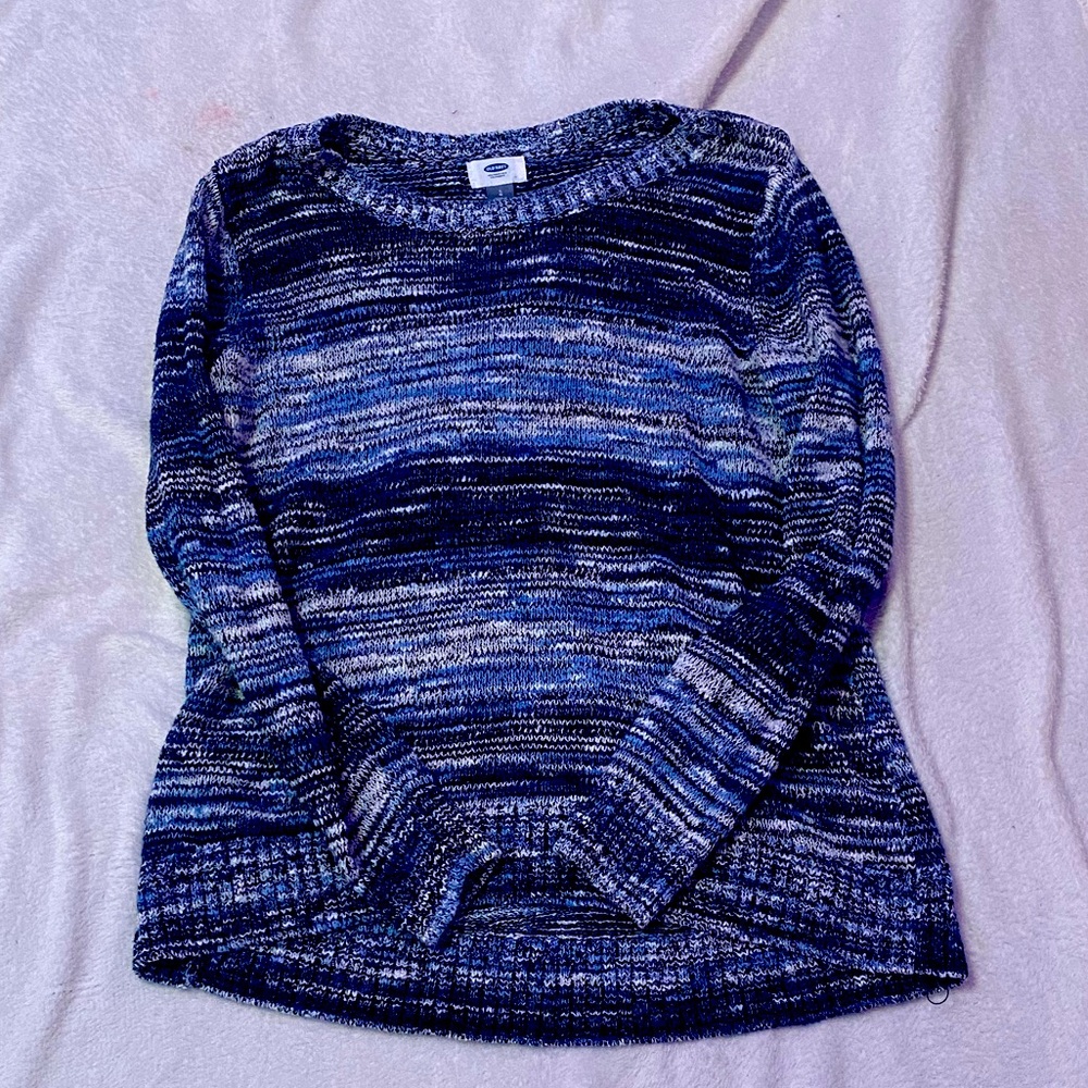 Old Navy blue sweater